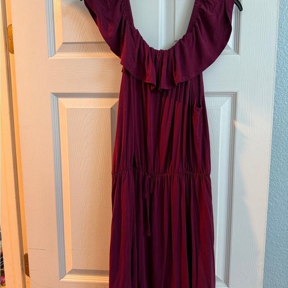 Red Ruffled Ruched Maxi Sundress - Picture 5 of 16